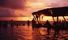 巴厘岛命案抖音爆料视频,疑云重重，真相待解