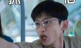 霸哥爆料演员是谁呀视频,揭秘“演员是谁呀”视频中的神秘角色