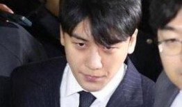 韩国娱乐圈记者爆料,明星幕后故事大揭秘！”